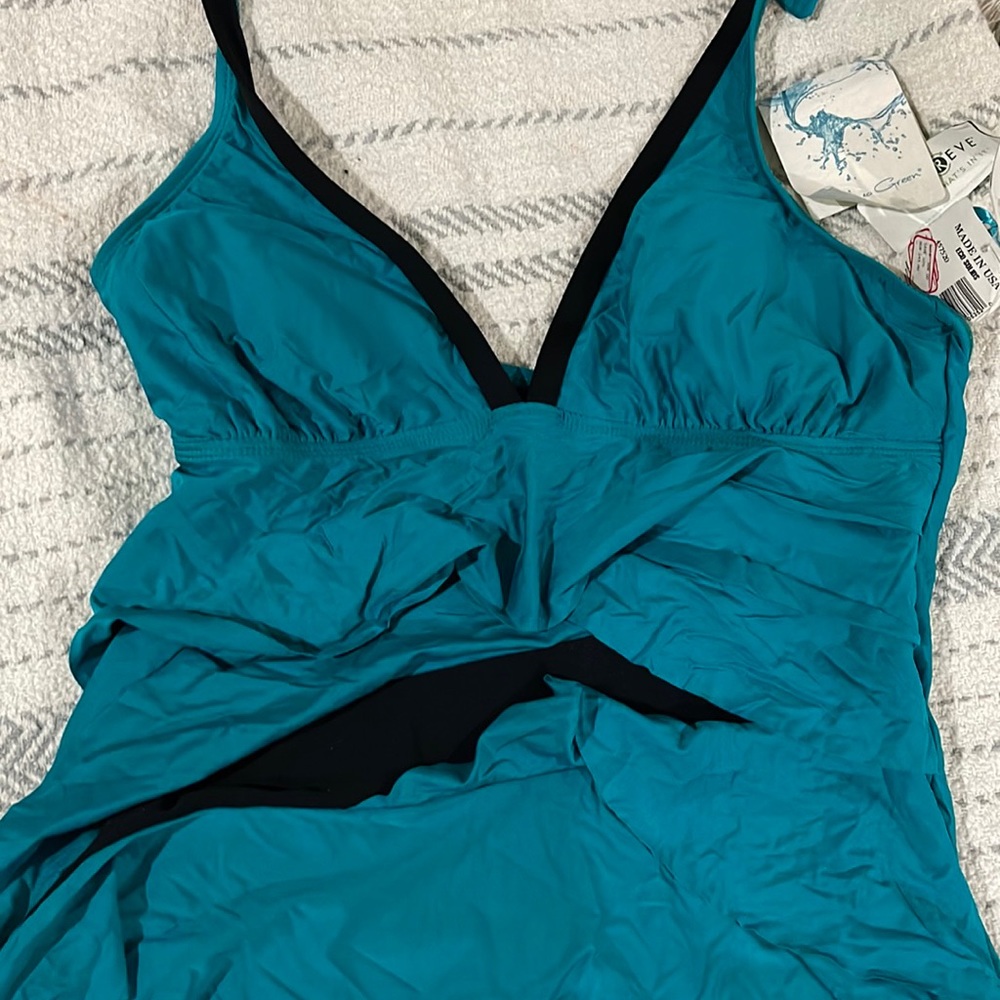 Eco swim by aqua green new with tags ruffle tankini top